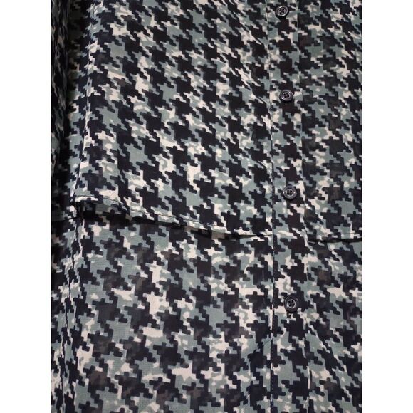 Banana Republic Shirt Ladies Large Petite Semi‎ Sheer Button Front - Picture 3 of 8